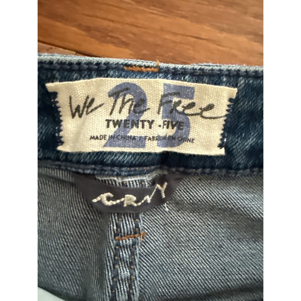 We The Free Free People High Rise Distressed Denim Shorts Button Fly Blue Sz 25 - Picture 6 of 7